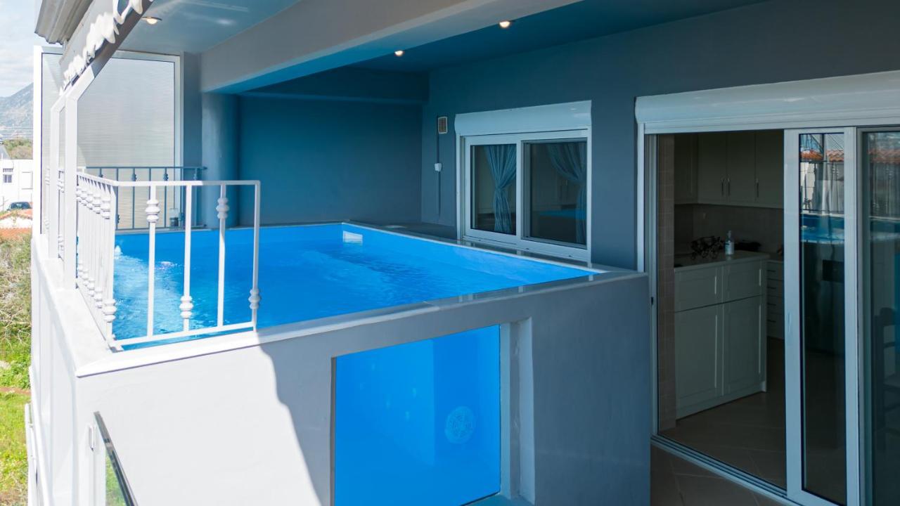 Grand Suites With Private Pools Kalamata Luaran gambar