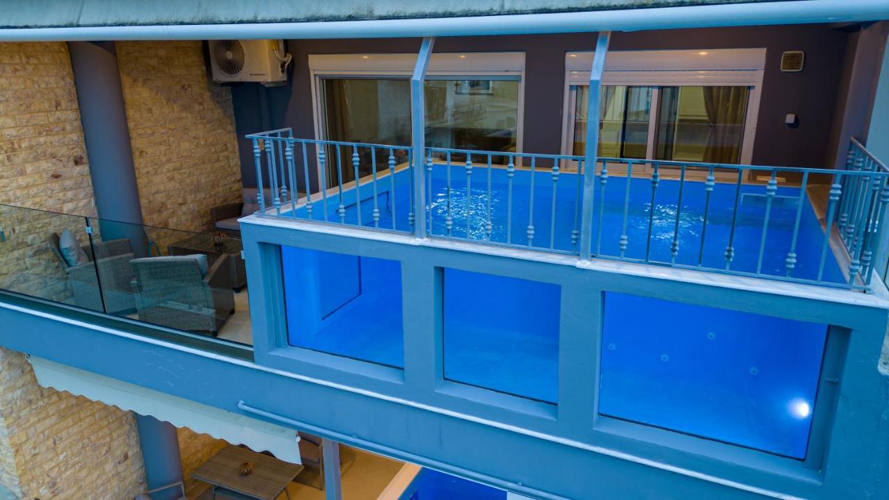 Grand Suites With Private Pools Kalamata Luaran gambar