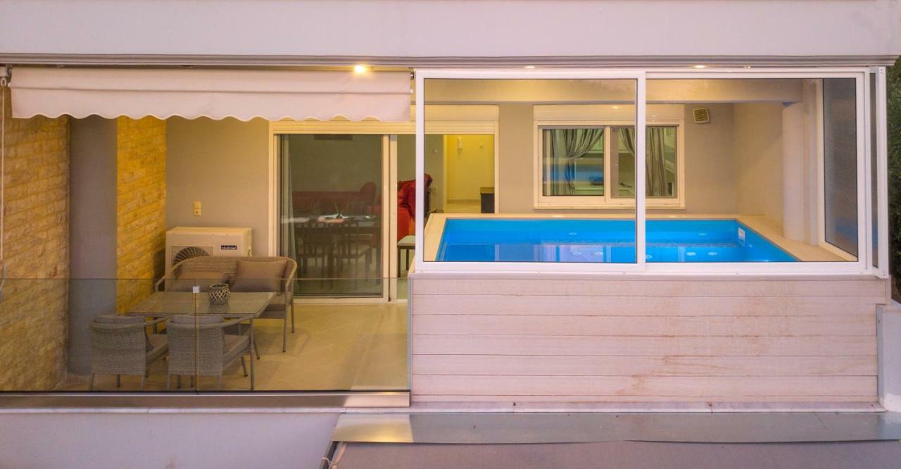Grand Suites With Private Pools Kalamata Luaran gambar